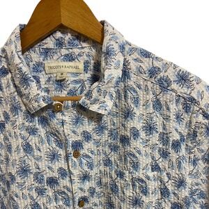 Tricots St Raphael Men's Medium Blue Floral Seersucker Short Sleeve Button Shirt
